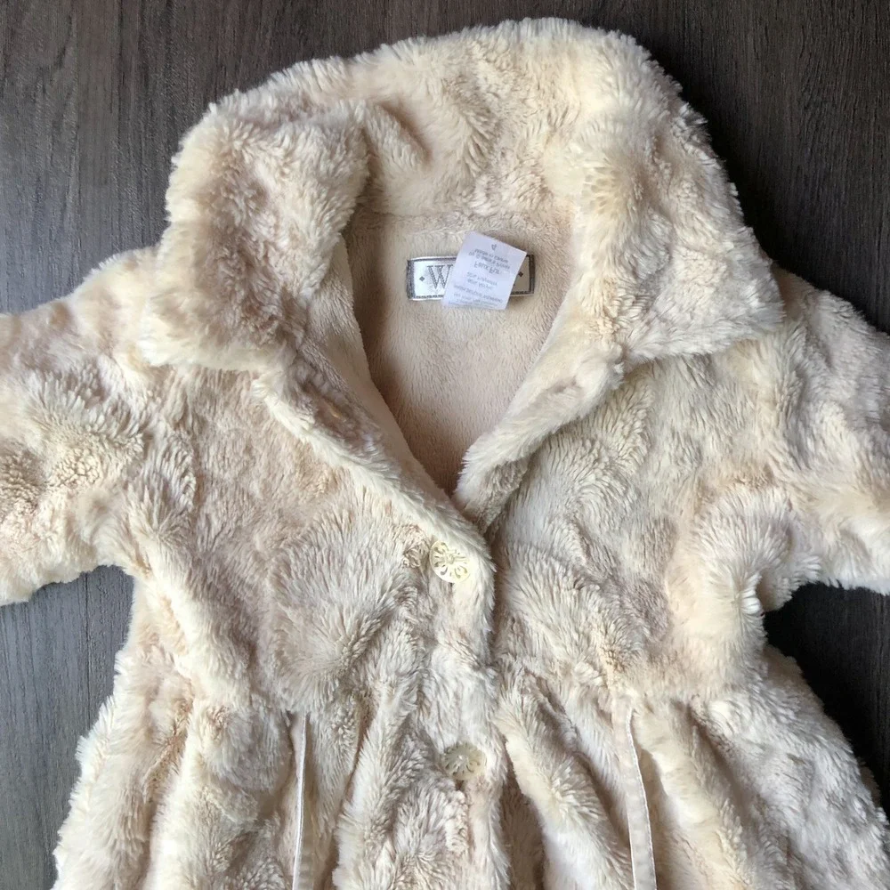 Widgeon Faux Fur Winter Coat Girls Size 4 Cream Whimsical Fantasy Soft Cozy